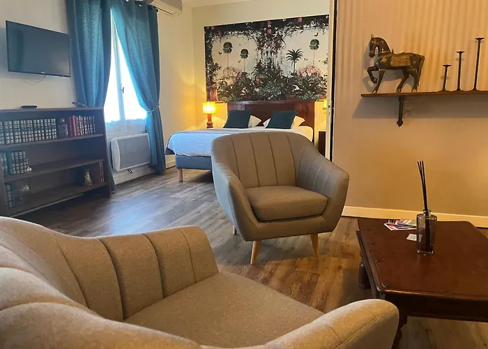 Le Clos D'Orange - Hotel & Ville De Provence