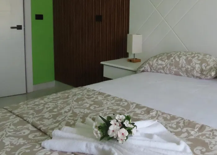 All Seasons Hotel
