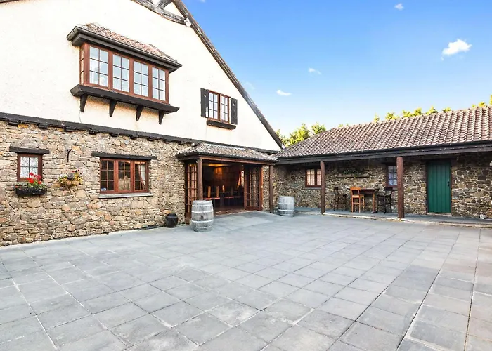 The Honest Lawyer, An Ascend Collection Hotel