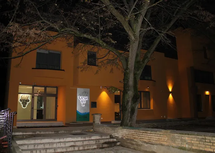 Vinotel Brzica Aljmas