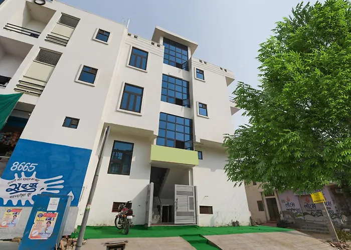 Hotel O Raj Villa 2