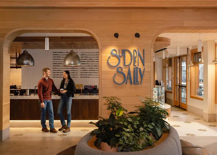 Hotel Canoe&Suites