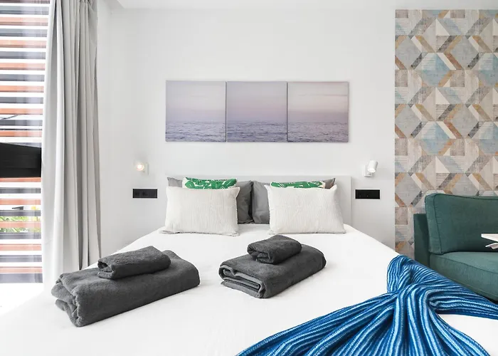 La Vega De Ciudad Jardin Suites