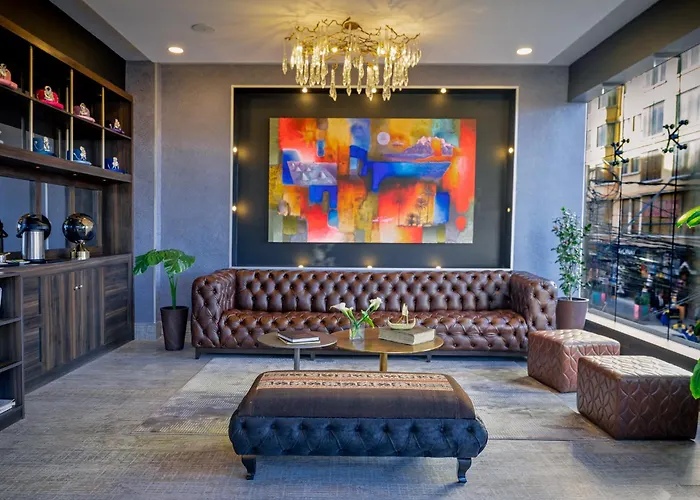 Illampu Art Boutique Hotel