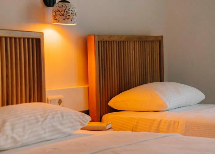 Golden Lighthouse Hotel
