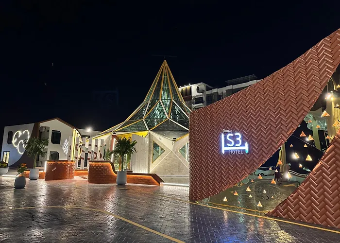 S3 Ayutthaya Hotel