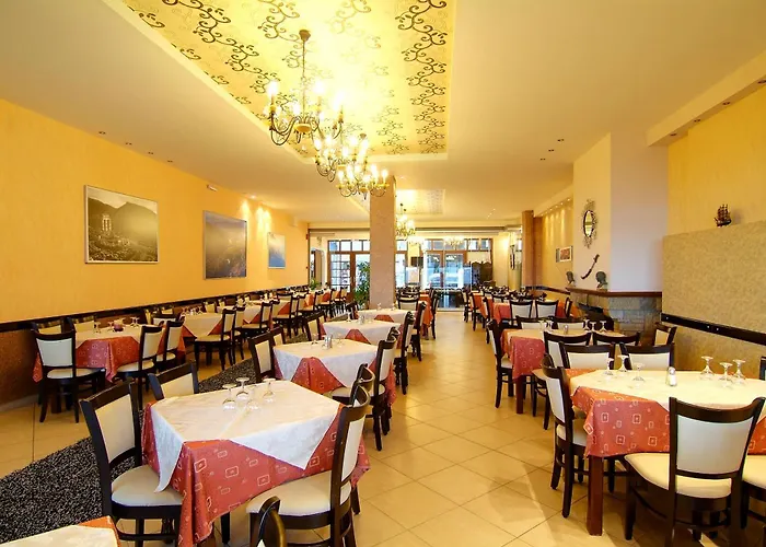 Hotel Lefas