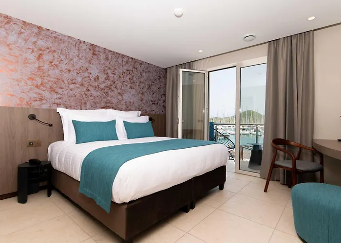 Sable Bleu Boutique Hotel