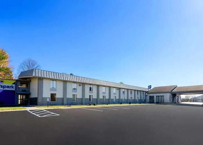 Spark By Hilton Daleville Roanoke North