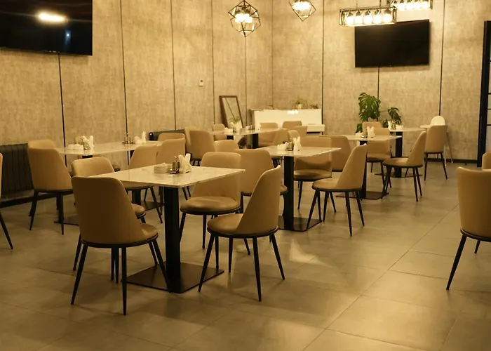 Silk Road Premium Hotel