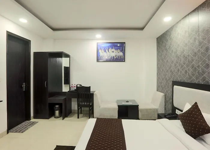 Hotel Atlantiis Suites Near Delhi Airport