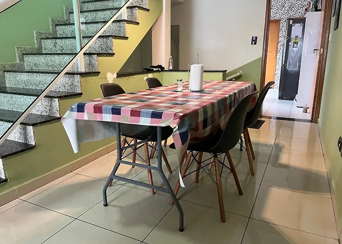 Quartos na Praia - Cozinha Compartilhada, Self Check-in, WiFi, Próximo à Praia