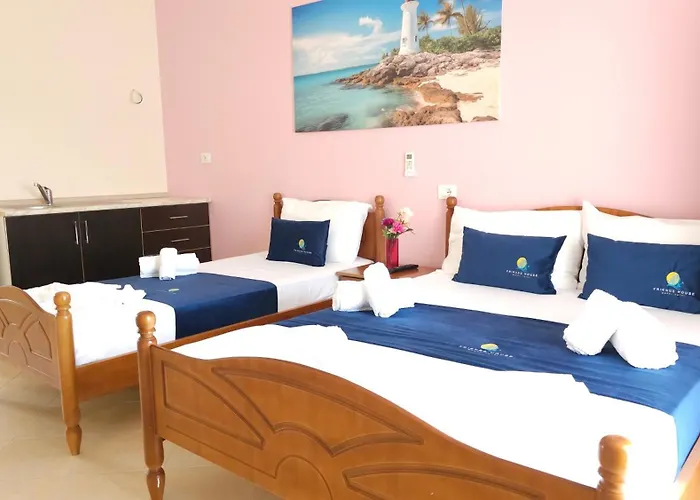 Friends House - Borsh Hotel