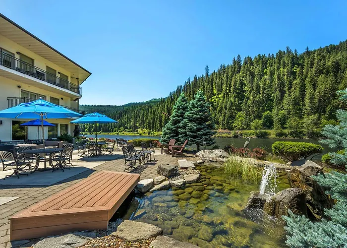 Best Western Lodge At River'S Edge
