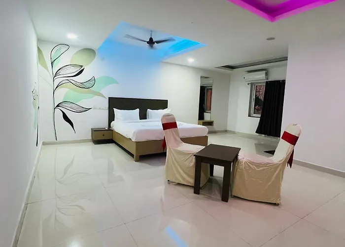 V Grand Rooms And Banquets