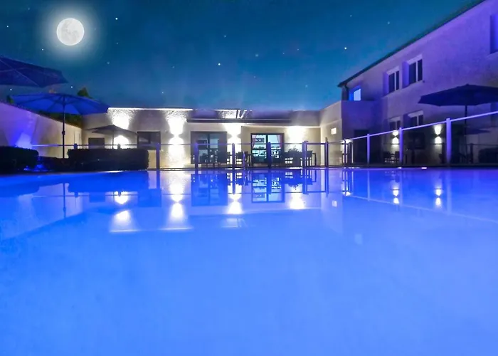 Logis Hotel Le Capricorne