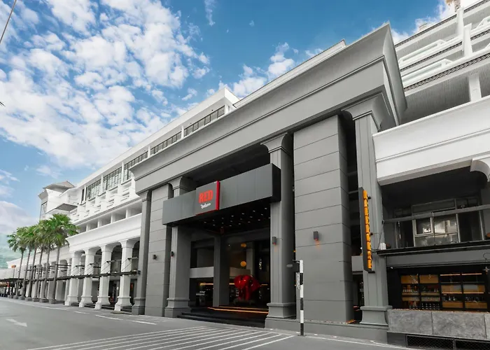 Radisson Red Phuket Patong Beach