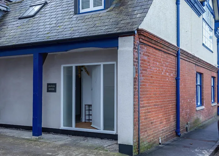 Groves House