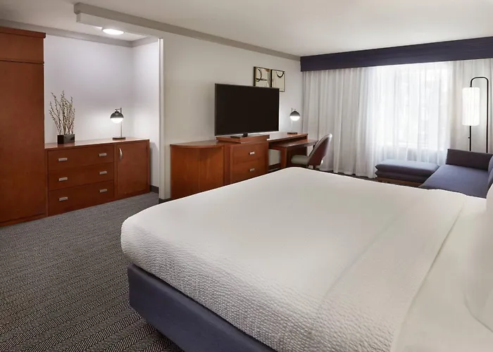 Courtyard By Marriott Waterloo St. Jacobs