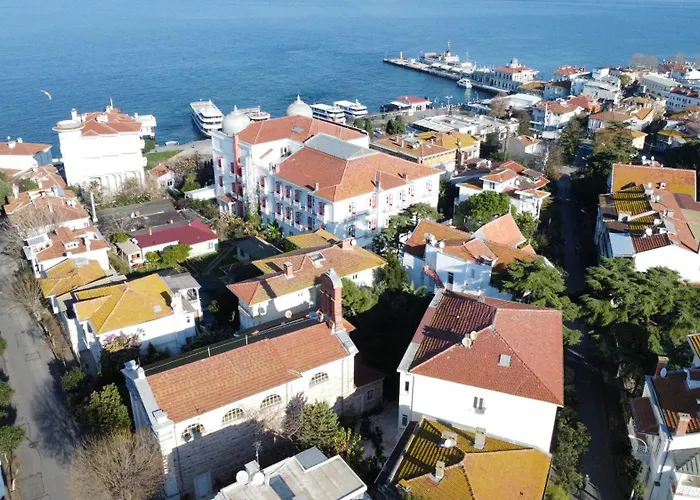 Buyukada Cankaya Hotel