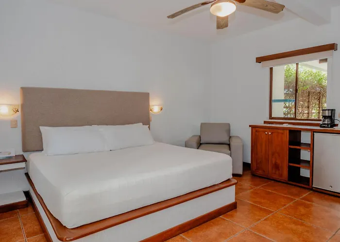 Boca Olas Resort Villas