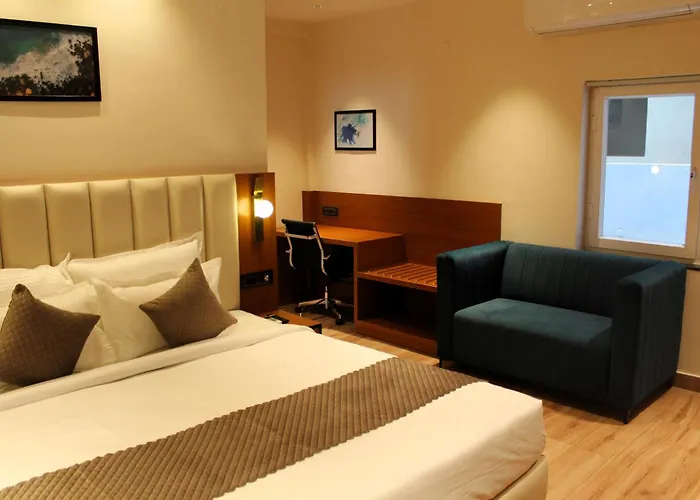 The Vantage Inn, Near Us Consulate Gachibowli Hyderabad