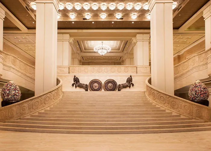 Itc Grand Chola, A Luxury Collection Hotel, Chennai