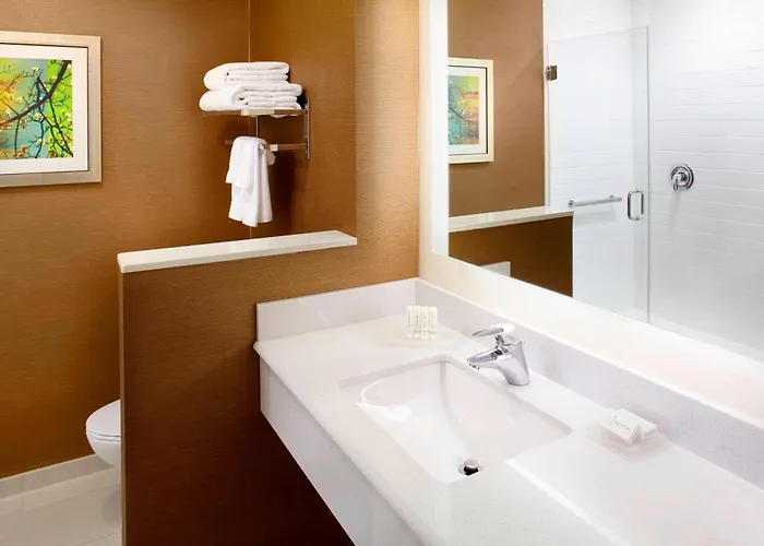 Fairfield By Marriott Inn & Suites Wheeling At The Highlands