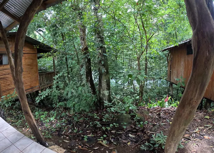 Rio Celeste Ecolodge