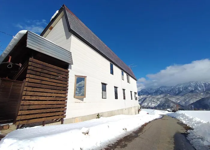 Hakuba Norikura Wakaguri Guesthouse