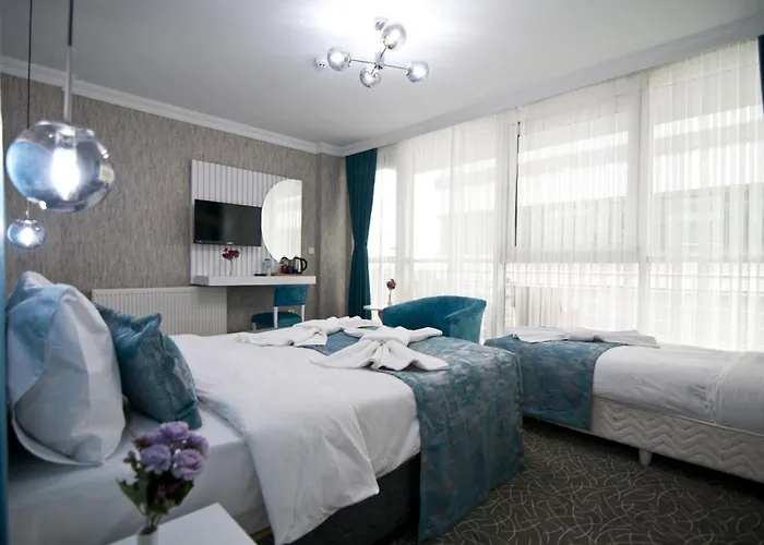 Hill Life Hotel