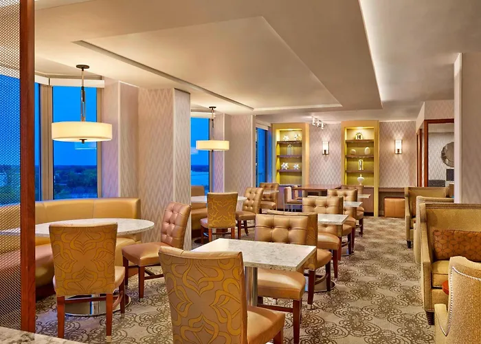 Sheraton Suites Chicago Elk Grove
