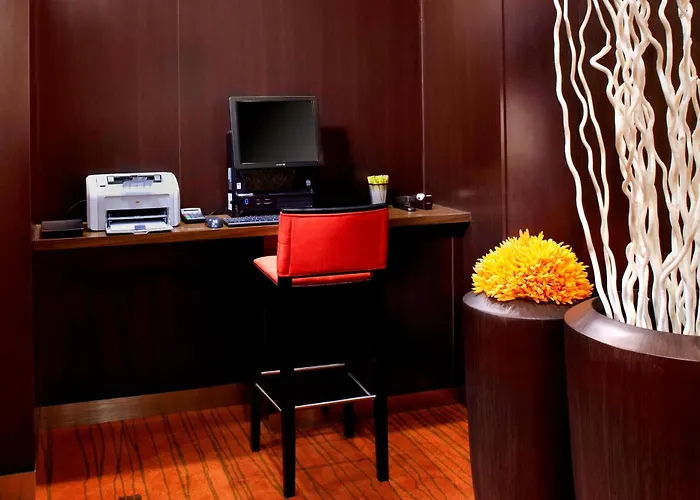 Courtyard By Marriott Pittsburgh West Homestead Waterfront