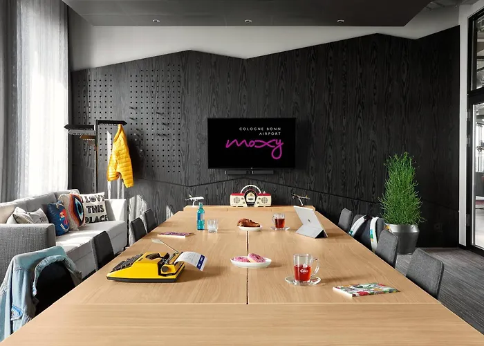 Moxy Cologne Bonn Airport