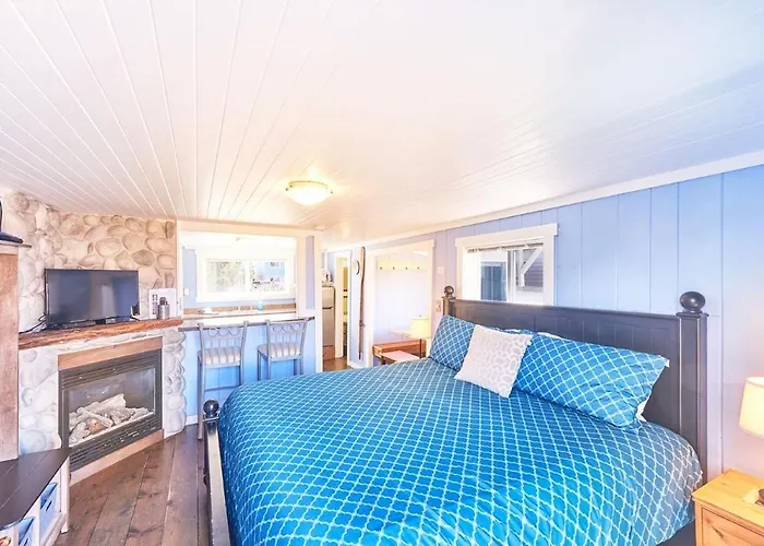 Beachside Bungalow #6
