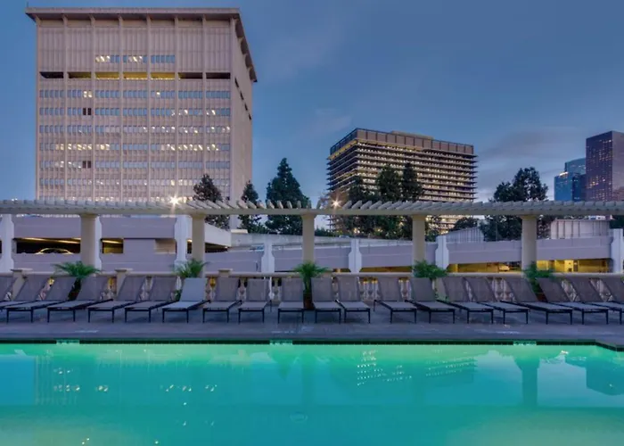 Socal Lux On Bixel