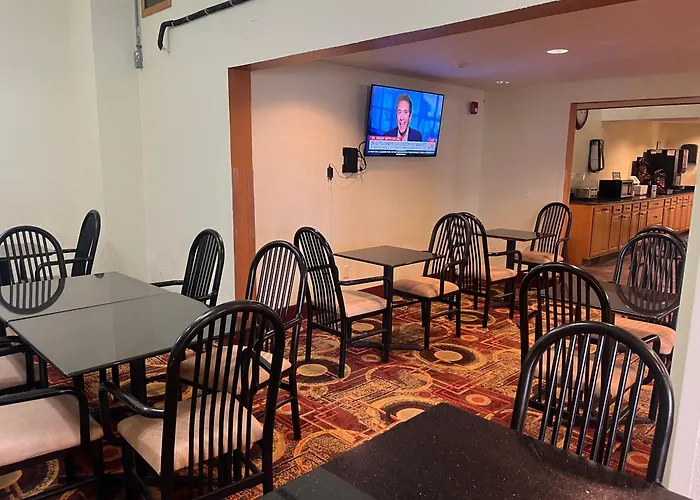 Days Inn By Wyndham Fort Dodge