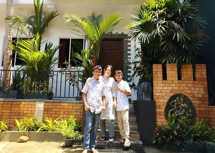 Star Rain Tour Inn