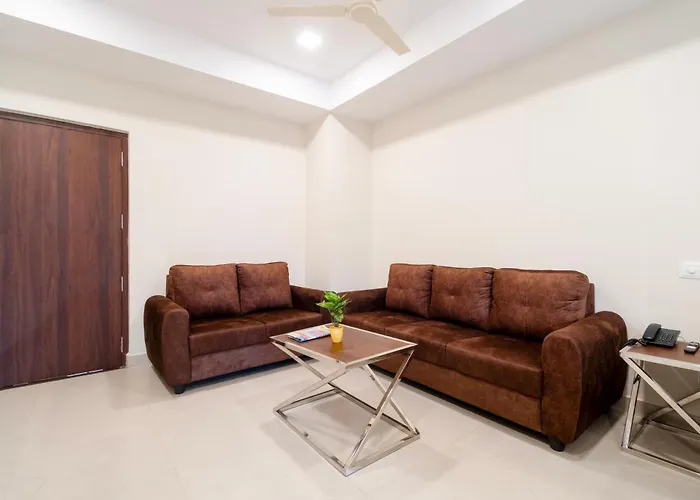 Monday Hotels Swarnas The Capital