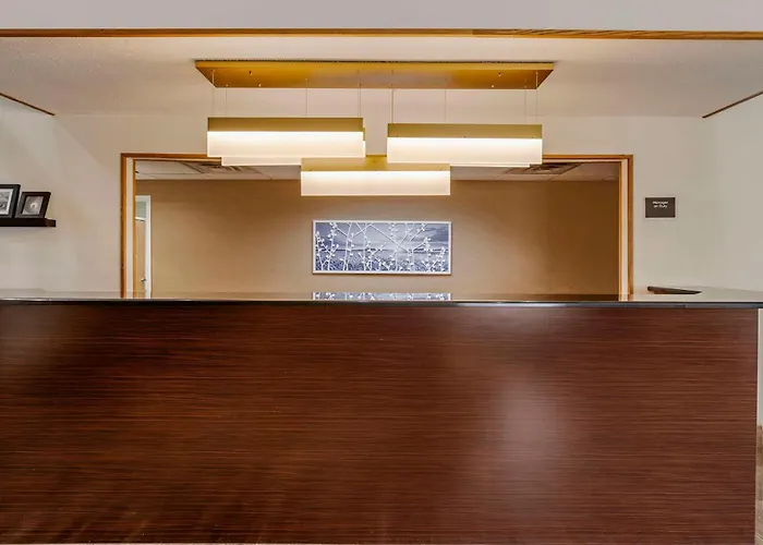 Sleep Inn & Suites Charles City