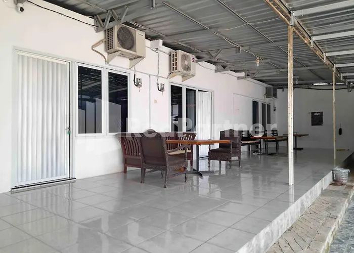 Lh101 Guest House Syariah Near Makam Sunan Bonang Redpartner