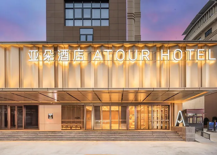 Atour Hotel Meizhou Meixian Baili Plaza