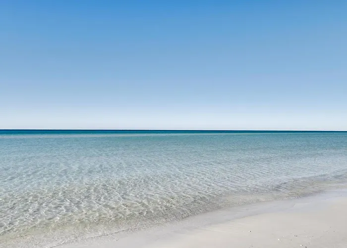 Pcb Studio W/ Private Patio: Steps To Beach!