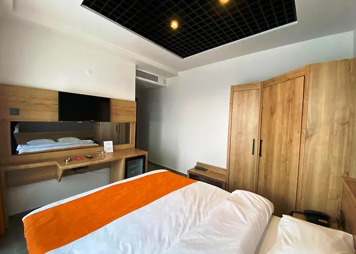 Mope Hotel