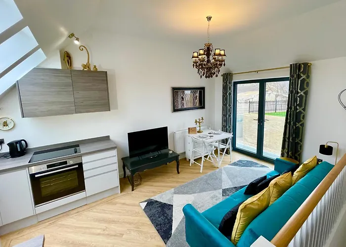 3 The Salt Yard, Whitstable - Free Parking, Centre Of Town, 2 Min Walk To Beach
