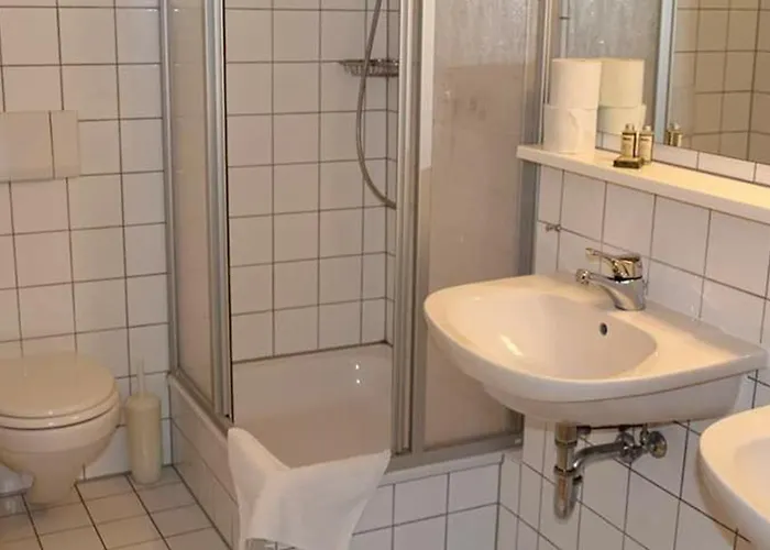 Hotel Cafe Rhoenperle