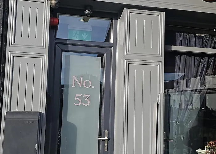 53 Luxury Rooms