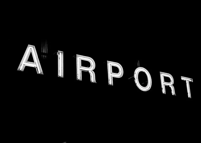 American Inn & Suites Metro Airport