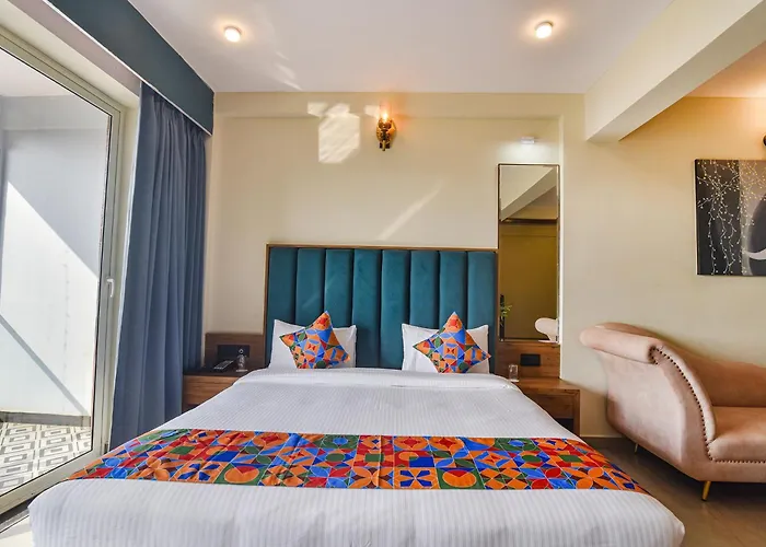 Jingle Tree Resort In Arambol