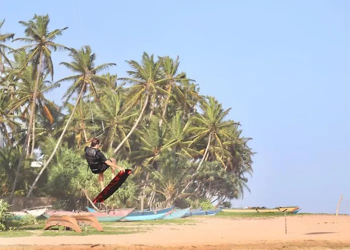 The Beach Club Wadduwa Villa & Sea Food Restaurant